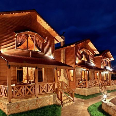 Feggarognemata Suites Ано-Трікала Номер фото